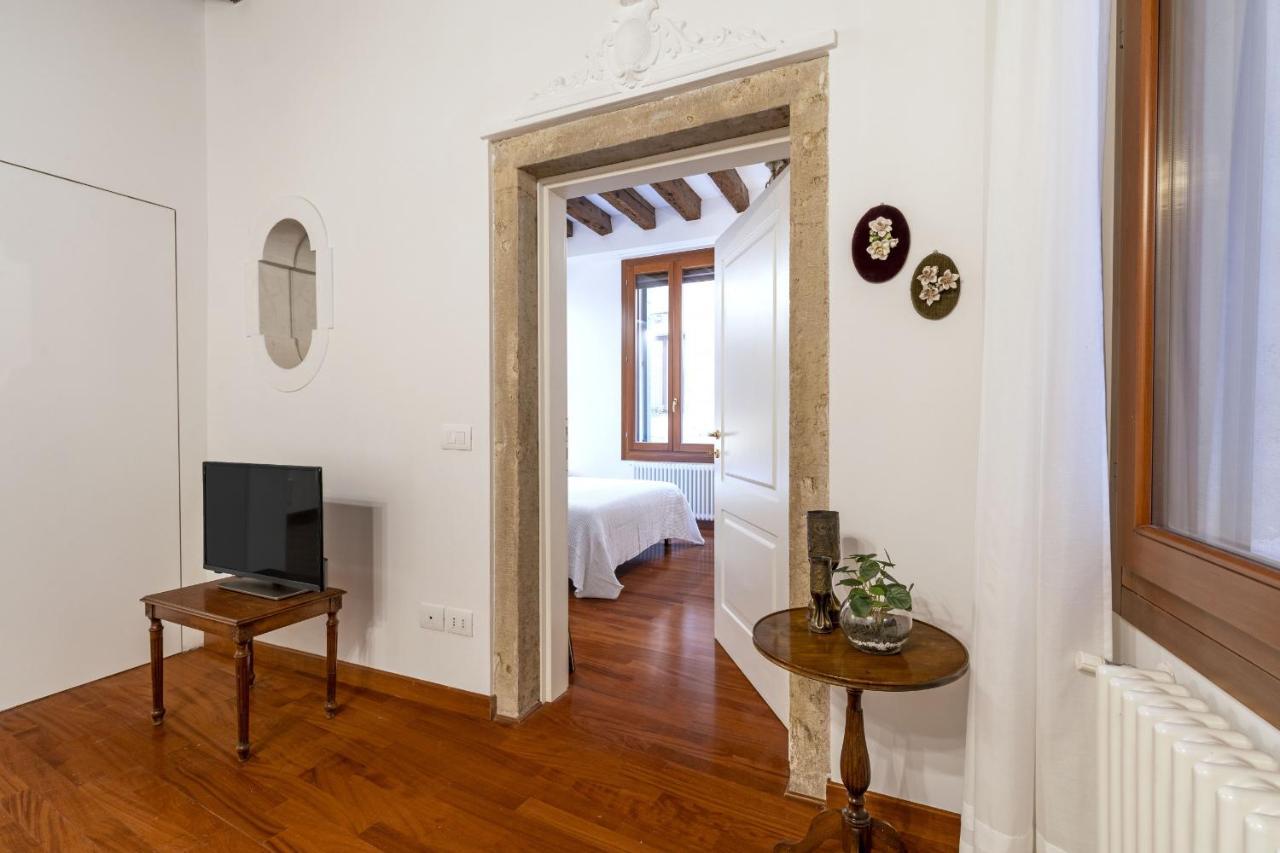 Ca' Della Commedia - San Marco By Wonderful Italy Appartement Venetië Buitenkant foto