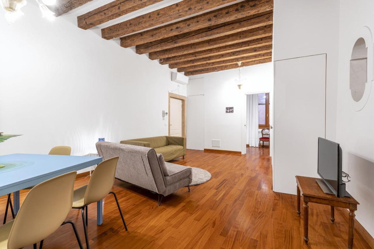 Ca' Della Commedia - San Marco By Wonderful Italy Appartement Venetië Buitenkant foto