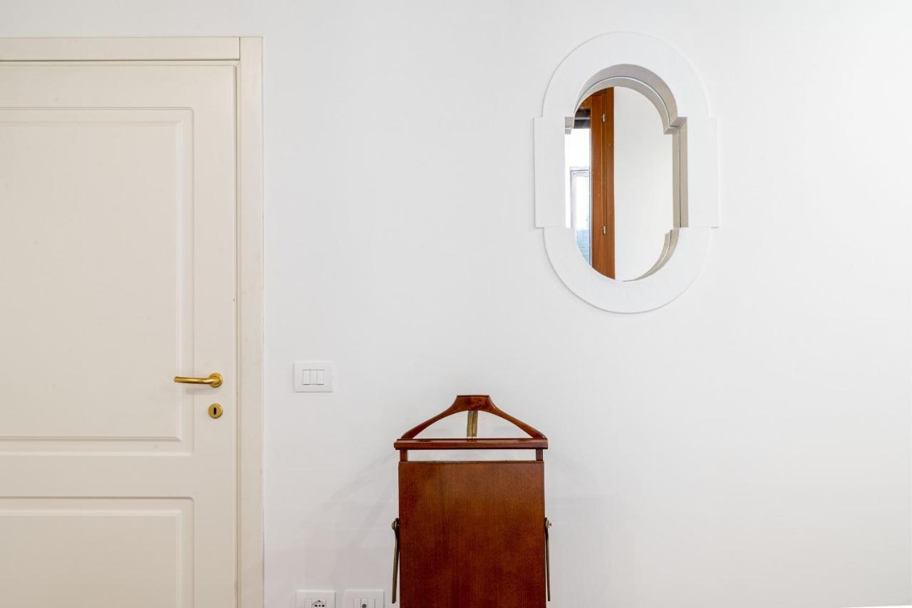 Ca' Della Commedia - San Marco By Wonderful Italy Appartement Venetië Buitenkant foto