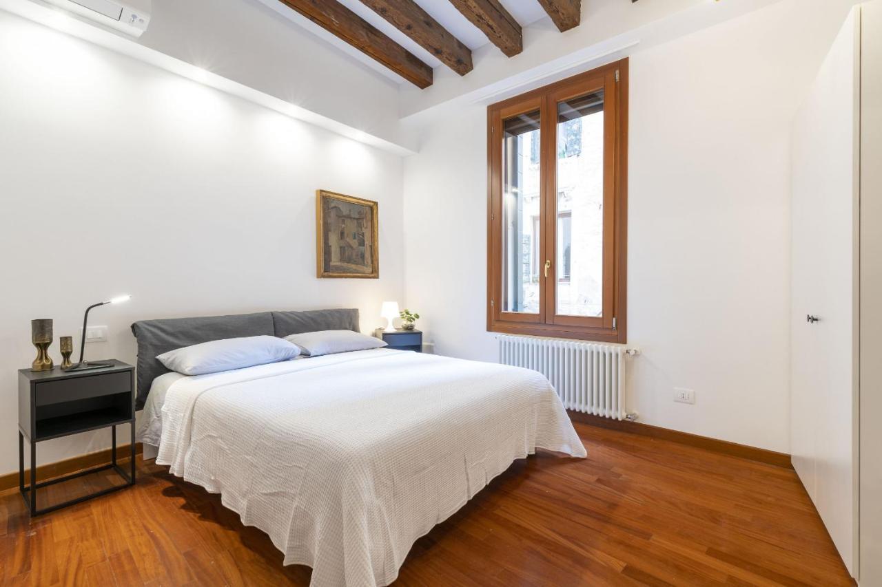 Ca' Della Commedia - San Marco By Wonderful Italy Appartement Venetië Buitenkant foto